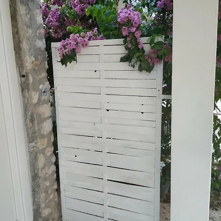 Apartman Studio Violeta-50m From The Trogir