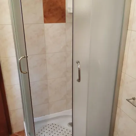 Studio Violeta-50m From The